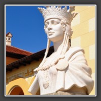Statue of Queen Marie in front of the Orthodox Cathedral, Alba Iula [photographed in 2012]