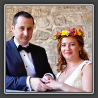 Wedding couple at Hunedora castle
